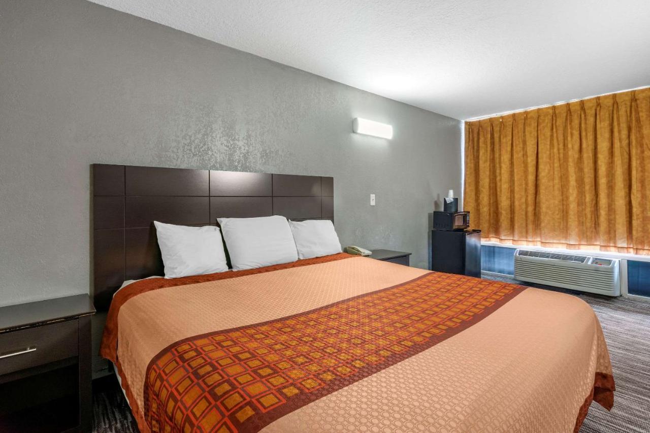 Rodeway Inn Clearwater-Largo Buitenkant foto