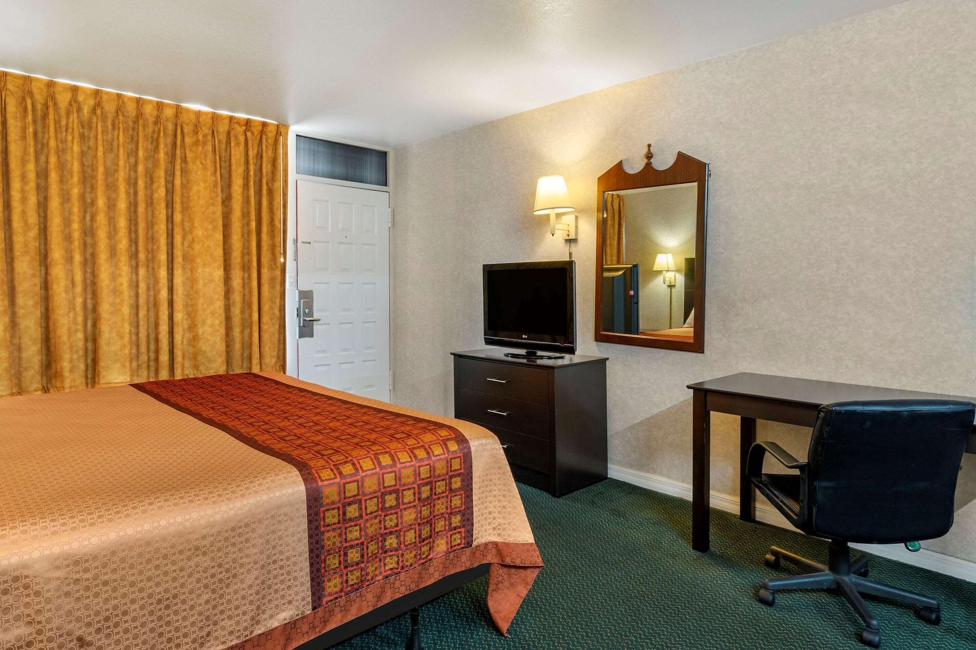 Rodeway Inn Clearwater-Largo Buitenkant foto