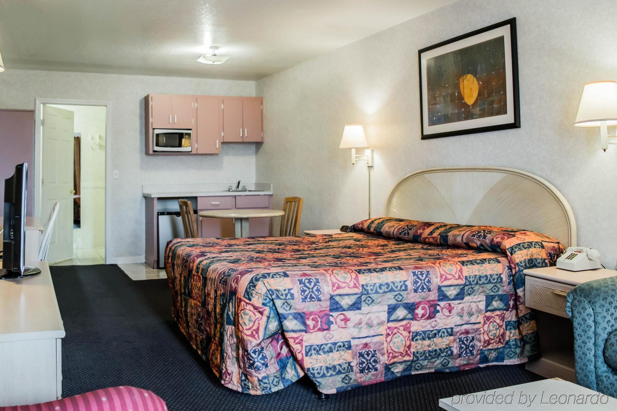 Rodeway Inn Clearwater-Largo Buitenkant foto
